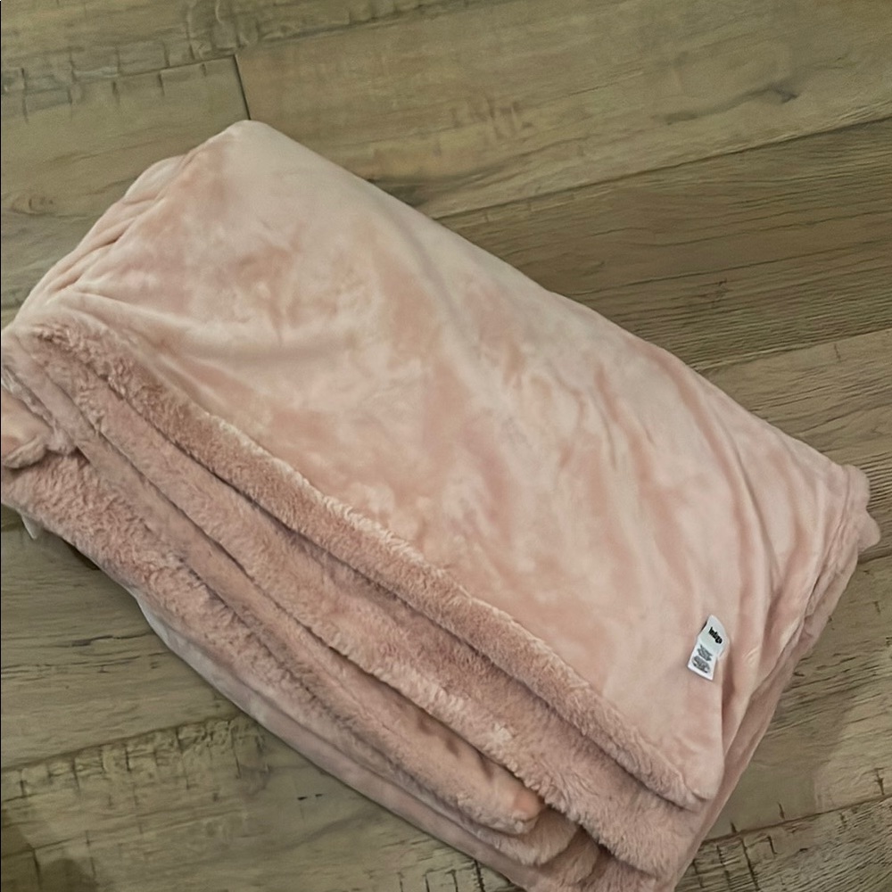 Pink indigo faux fur throw blanket